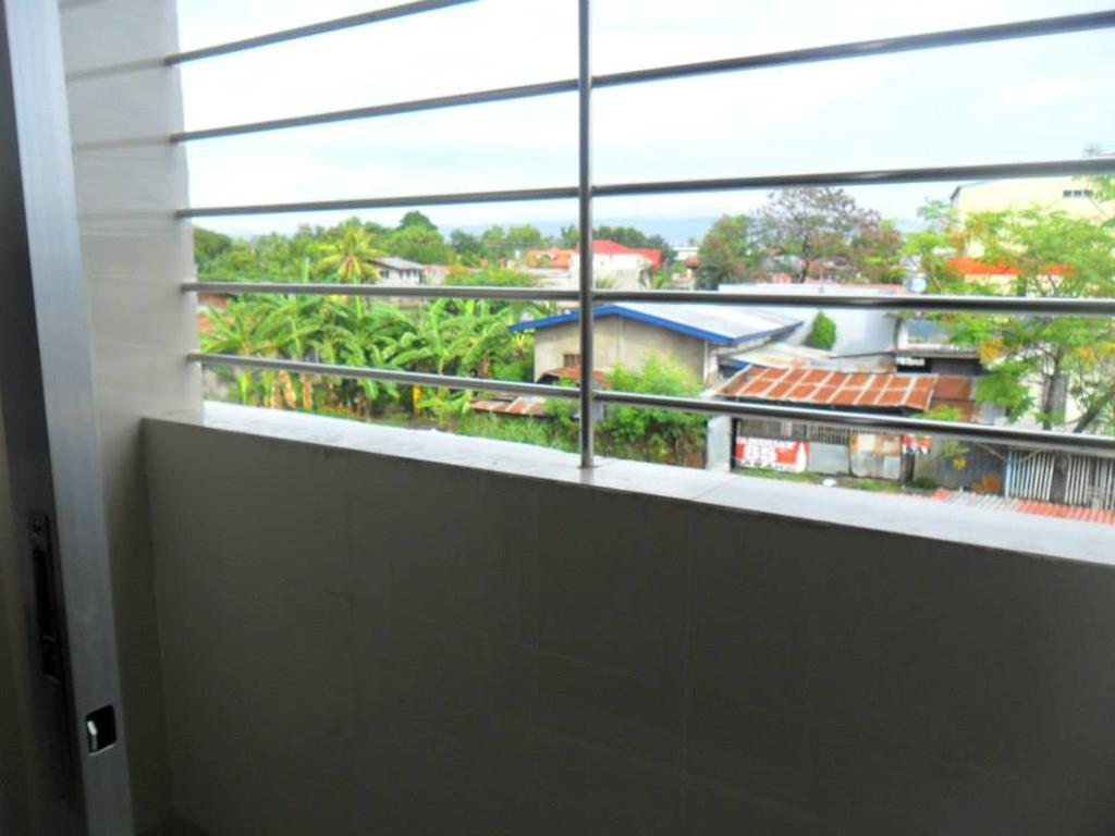 BnT Inn Lapu-Lapu City Buitenkant foto