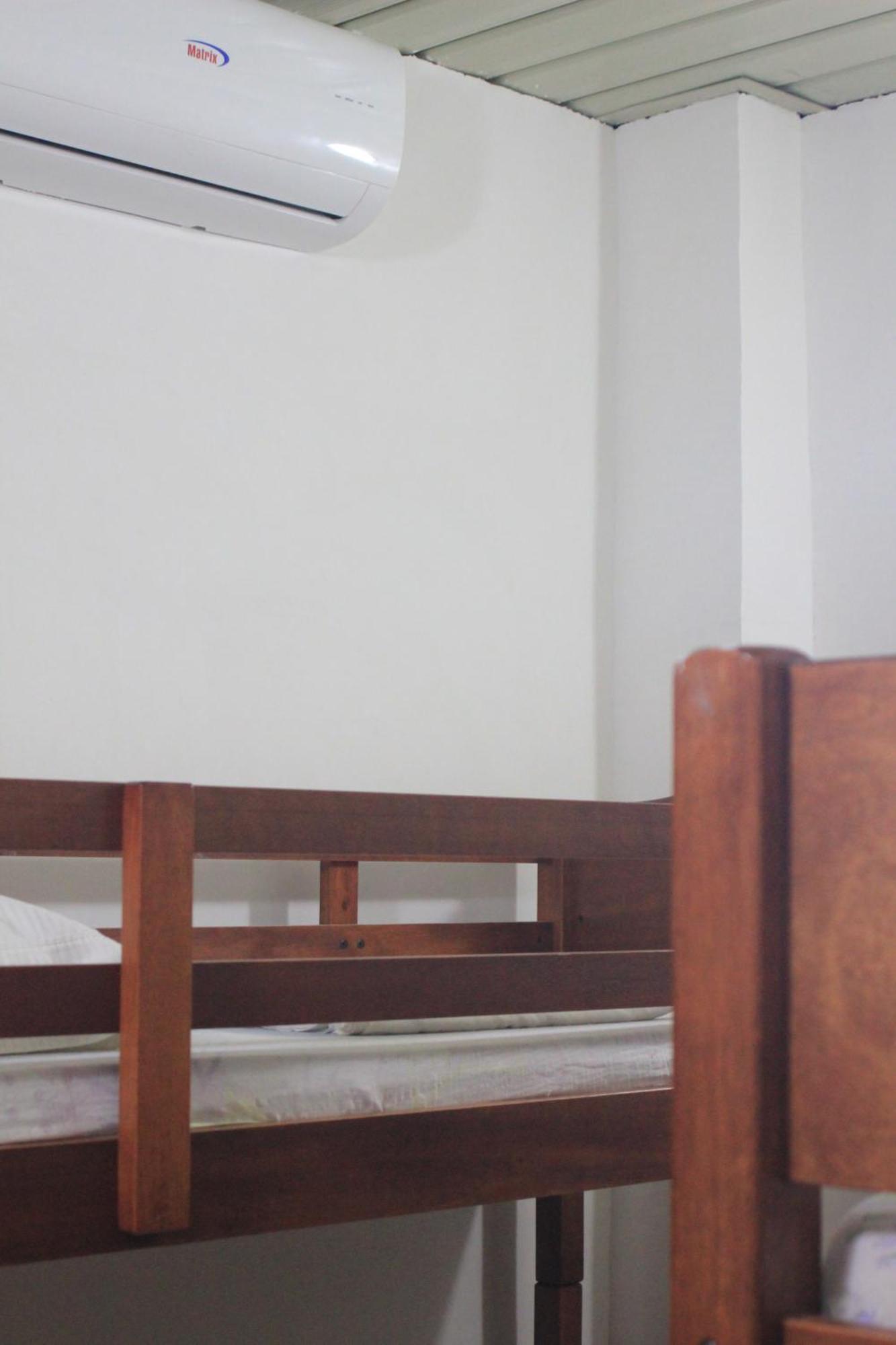 BnT Inn Lapu-Lapu City Buitenkant foto