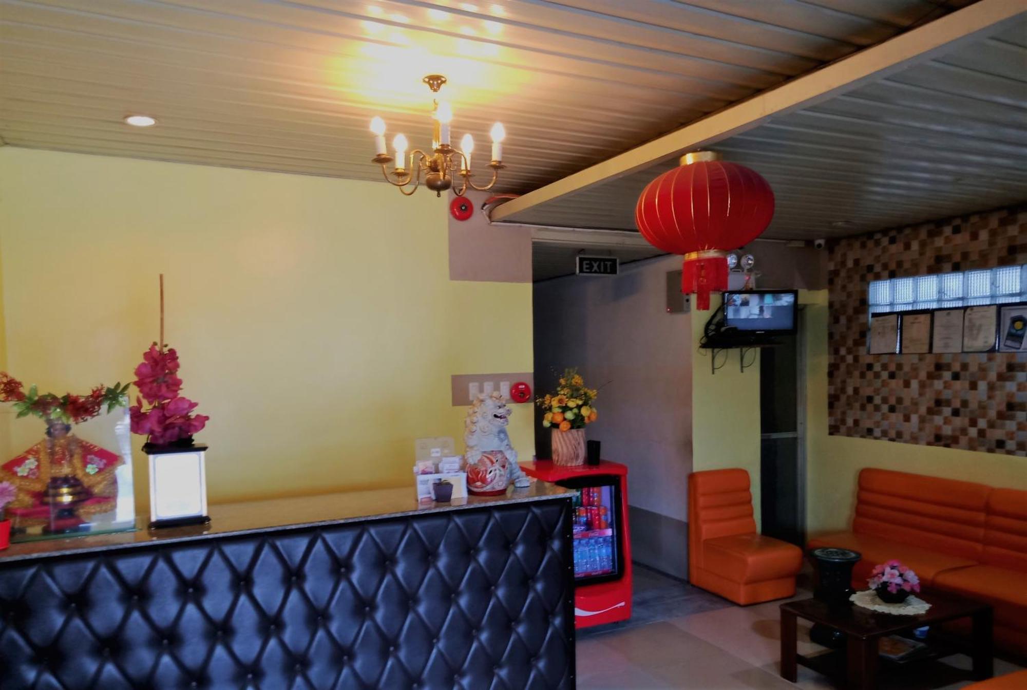 BnT Inn Lapu-Lapu City Buitenkant foto