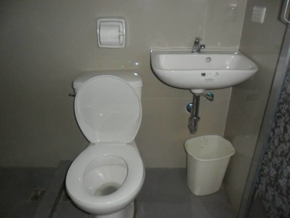 BnT Inn Lapu-Lapu City Buitenkant foto
