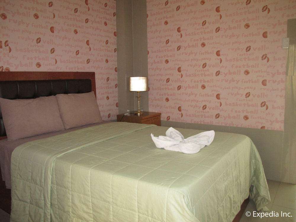 BnT Inn Lapu-Lapu City Buitenkant foto